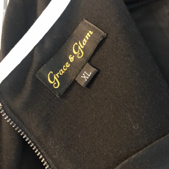 Grace and Glam Size XL Black Pencil Dress with White Button and Trim - Picture 4 of 4